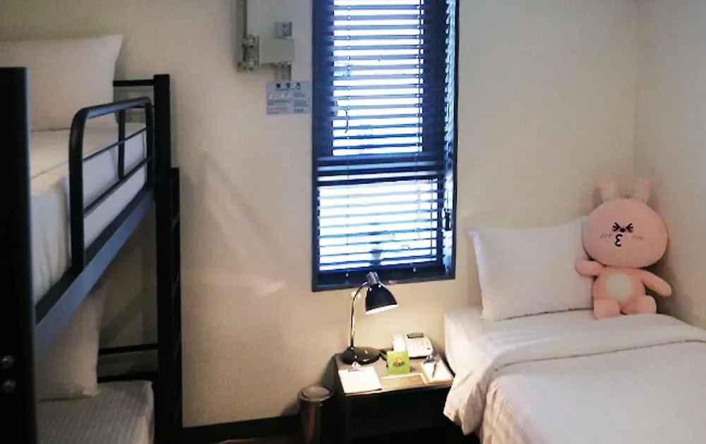 Jongro Makers X Pretty Hotel Seul