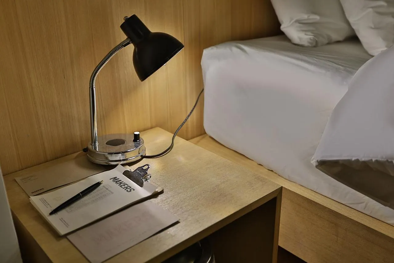 Jongro Makers X Pretty Hotel Seul 2*,