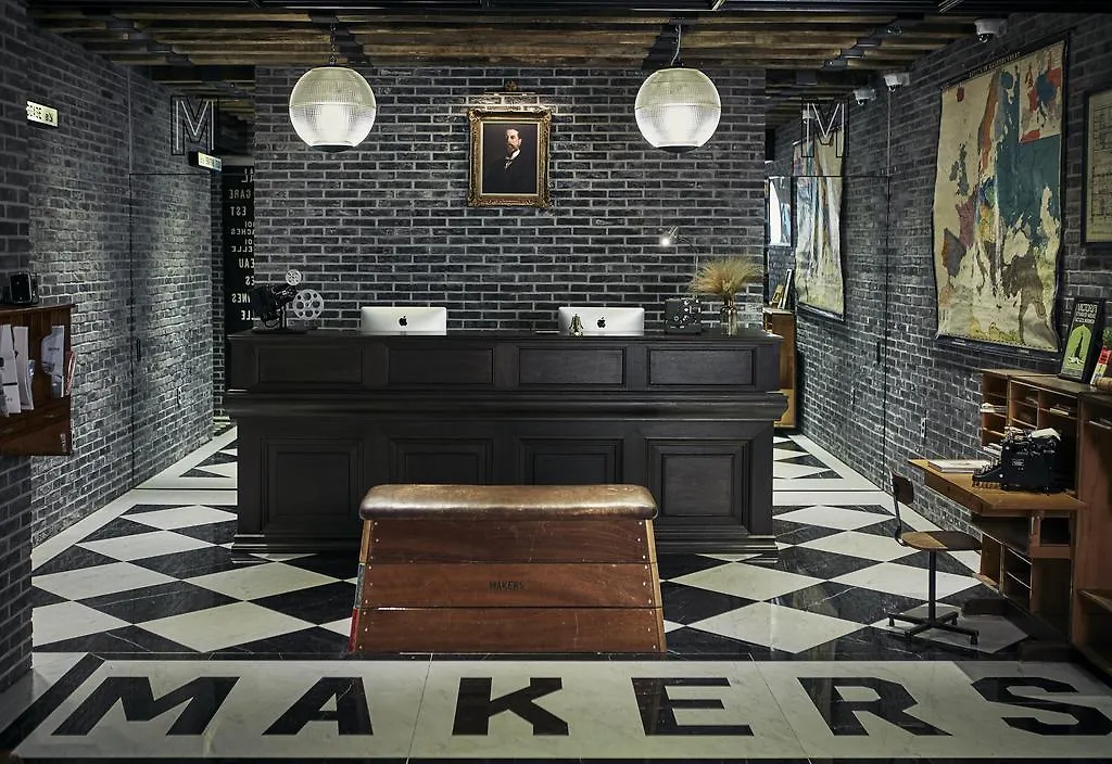 Jongro Makers X Pretty Hotel Seul
